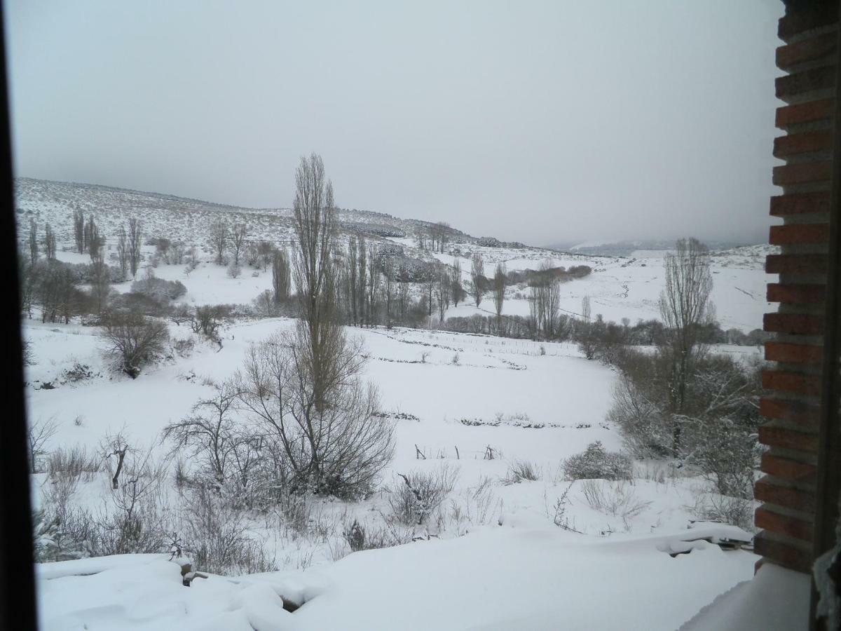 El Rondillo De Gredos Guest House Hoyos del Collado Luaran gambar